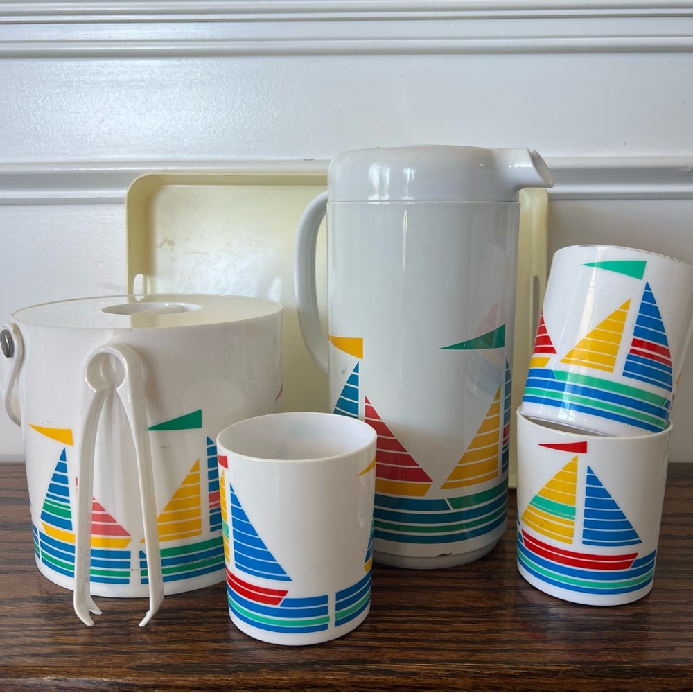 VTG Picnic Drinkware Set Ice Bucket Pitcher Tumbler New Wave Nautical 80s 90s